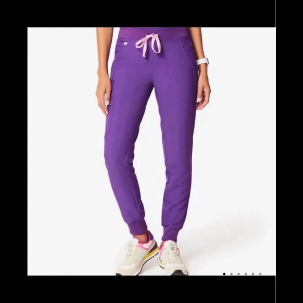 Figs ultraviolet joggers
